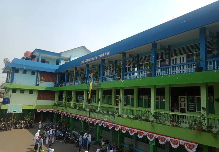 Foto SMP ASSYAIRIYAH ATTAHIRIYAH
