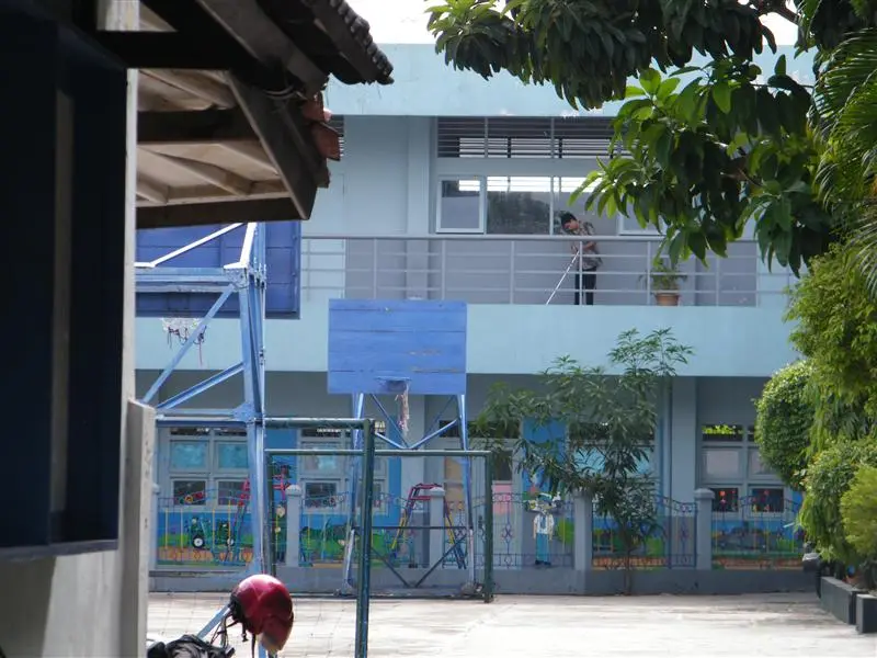 SMP KARTIKA X-1