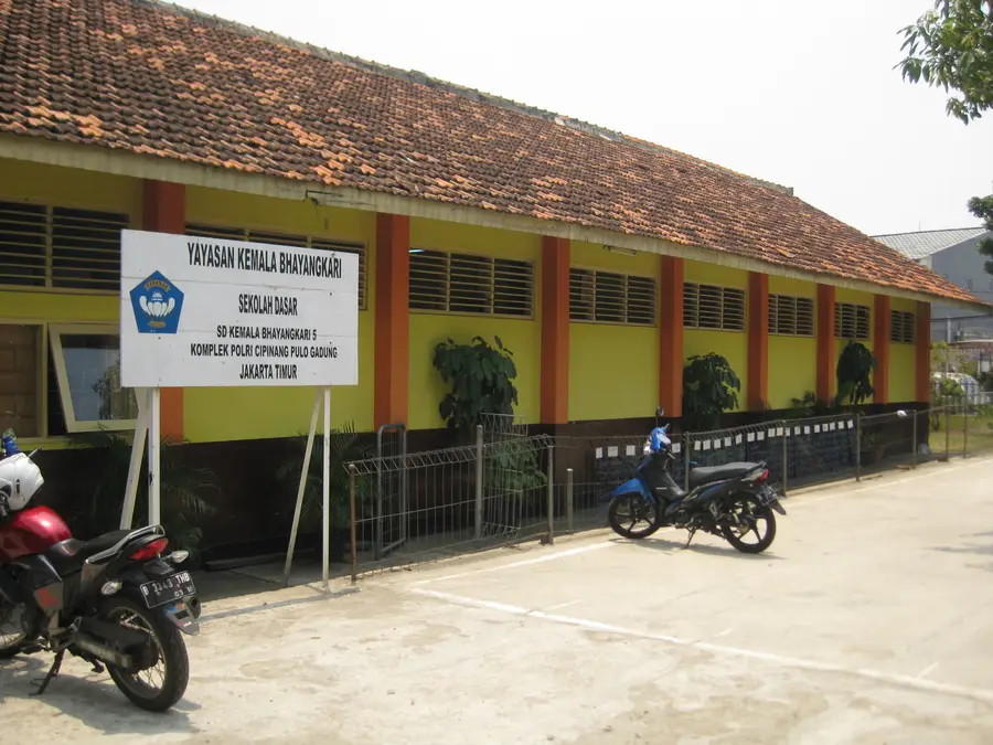 SDS Kemala Bhayangkari 5