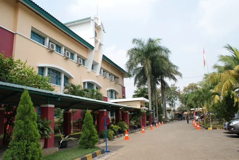 SMAS PLUS PEMBANGUNAN JAYA