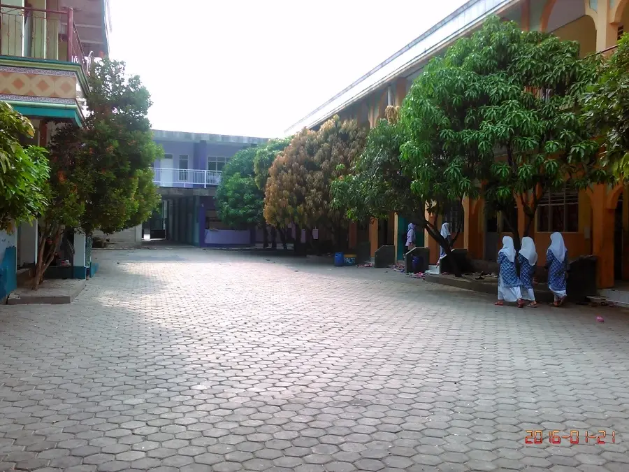Foto Plus Ibadurrahman