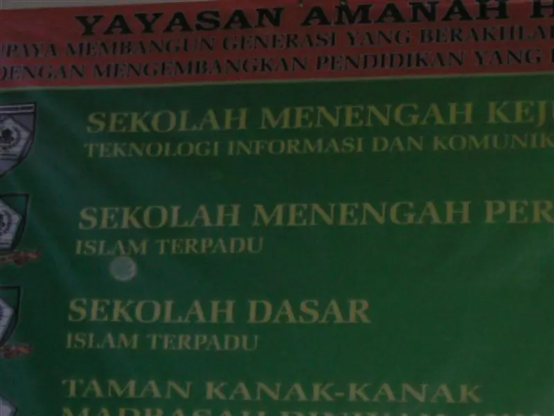 SMP AMANAH