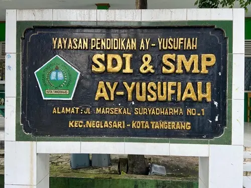 SMP AY-YUSUFIAH