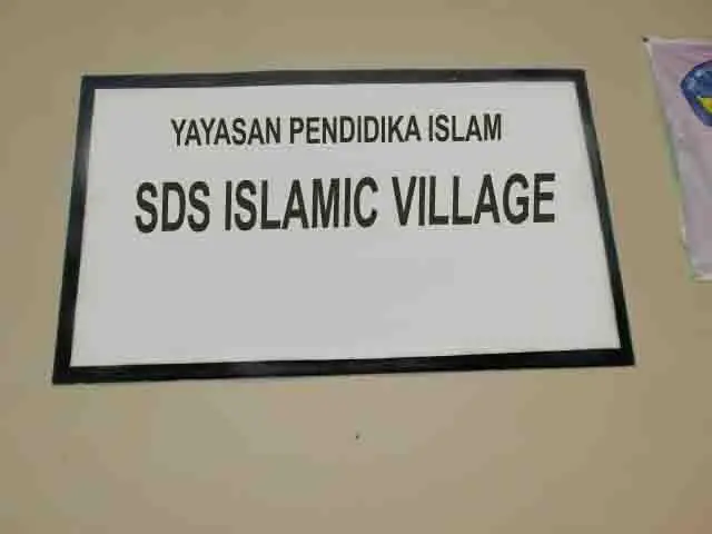 SD ISLAMIC VILLAGE