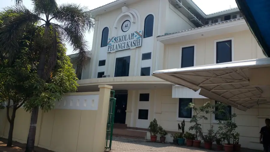 SMA PELANGI KASIH