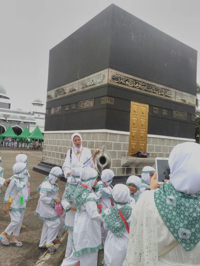 Foto AL Hidayah I