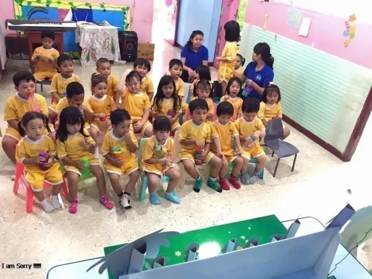 TK HAPPY HOLY KIDS