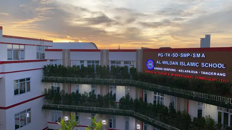 SMA AL WILDAN ISLAMIC SCHOOL