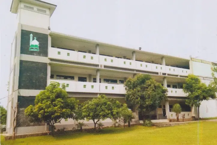 SMP AL MUALLAFAH ISLAMIC SCHOOL