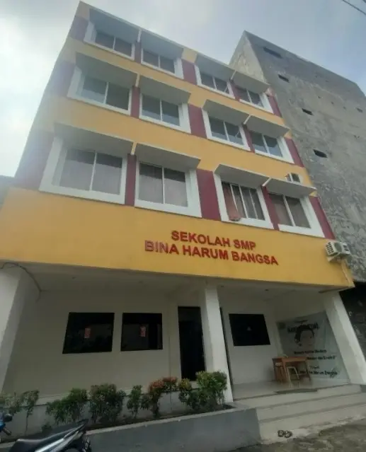 SMP BINA HARUM BANGSA